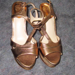 VINCE CAMUTO BRONZE CORK WEDGE SHOES